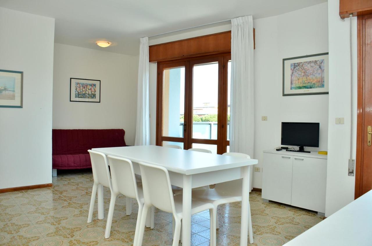 Altan Appartement Bibione Buitenkant foto
